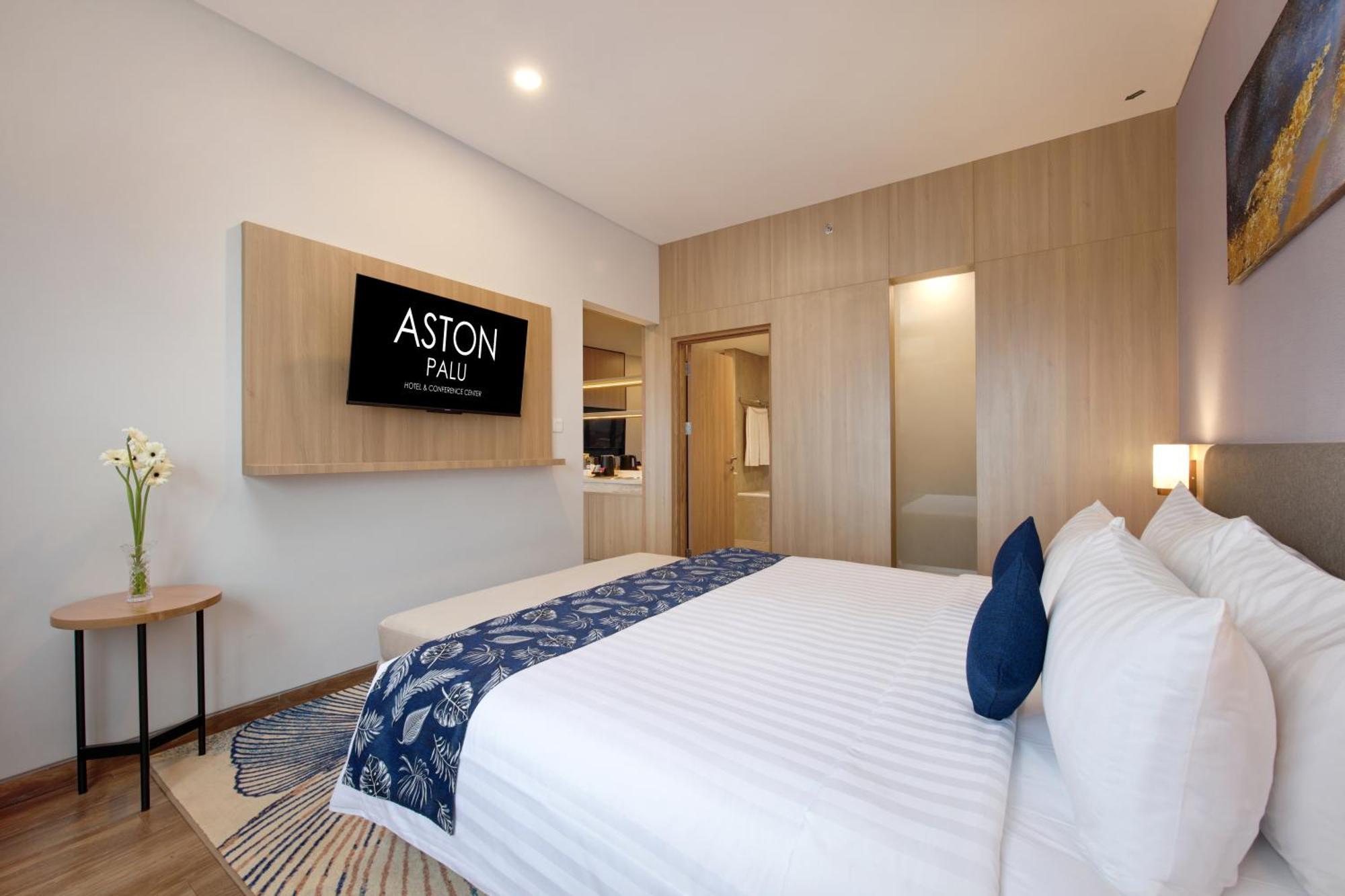 Aston Palu Hotel & Conference Center Extérieur photo